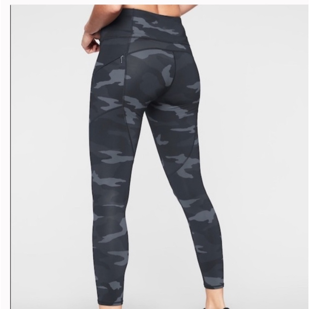 Athleta como contender 7/8 power up leggings size S gym workout active wear